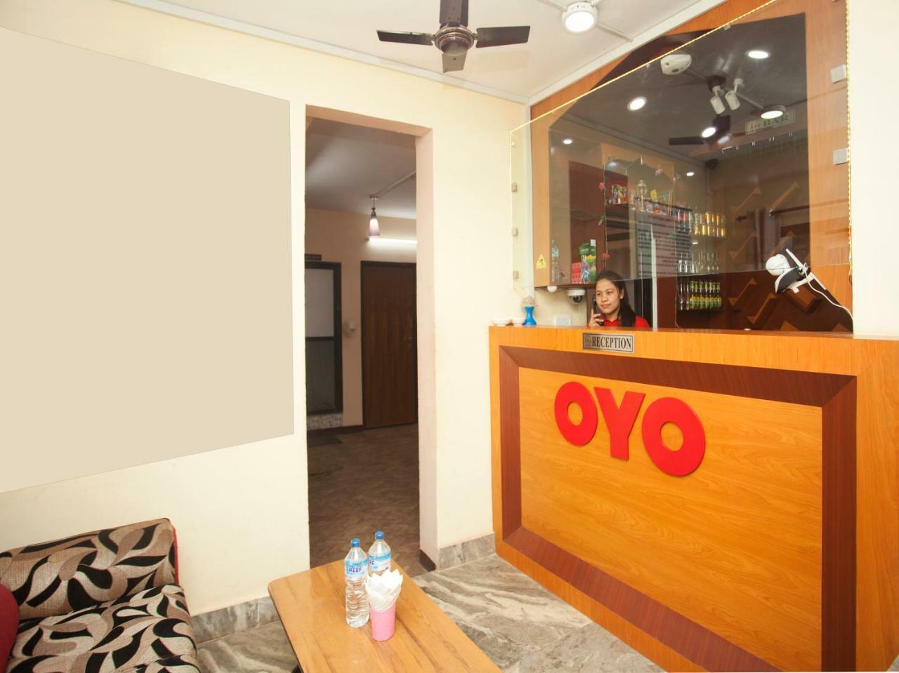 Oyo 341 Hotel Kusum Kohinoore Tokha Exterior foto